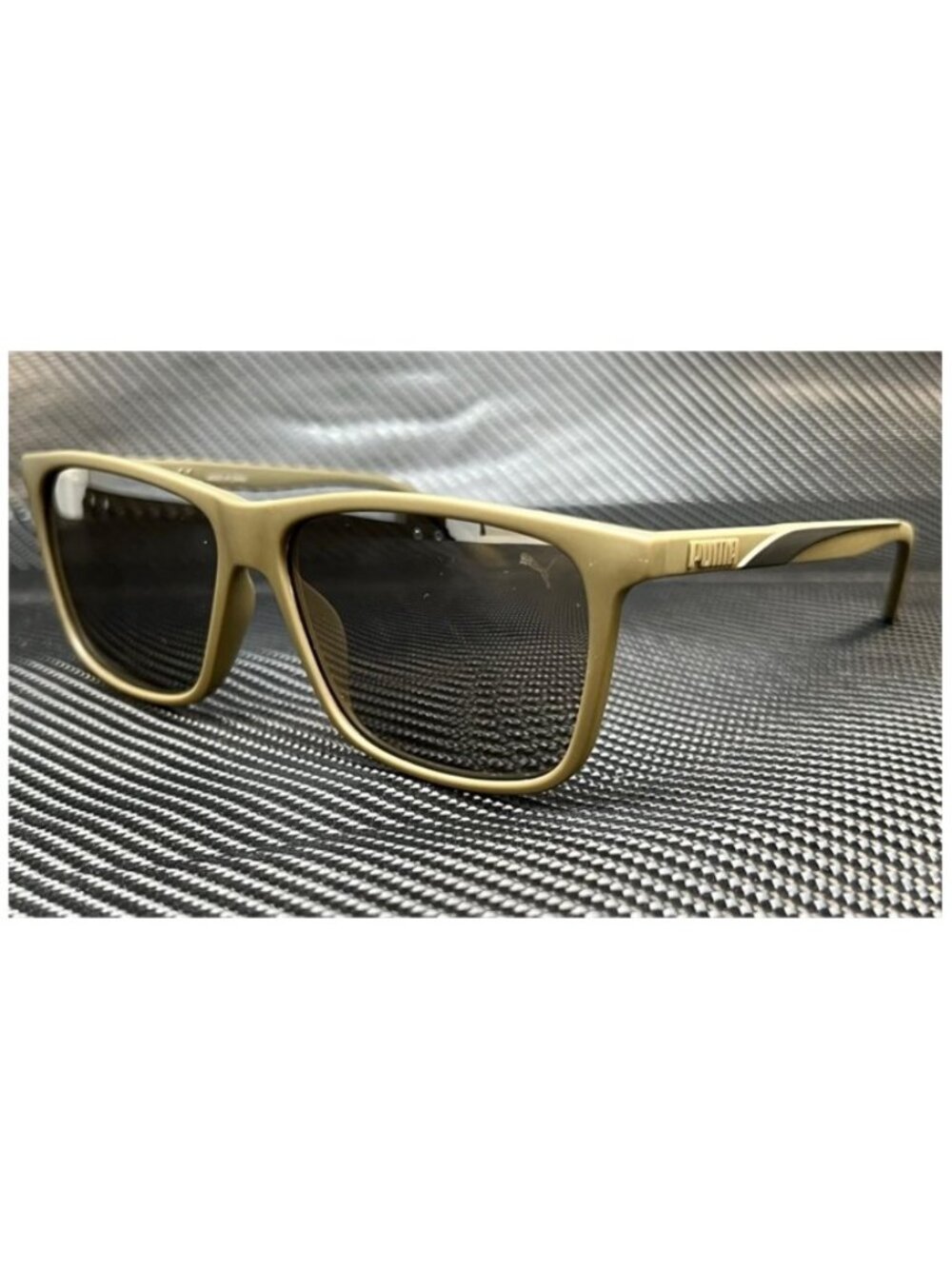 New Puma Men  Matte Green Sunglasses  58- 14- 145